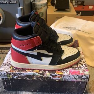 Air kiy reves Paris customs sneaker